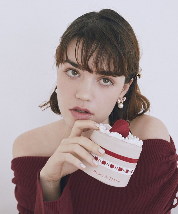 Maison de FLEUR ガトーフレーズポーチ Pink