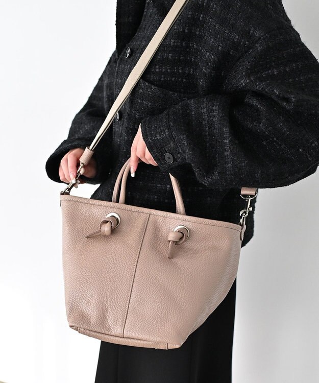 Hekhèr Le Style de Vie 【日本製 / 2WAY】シュリンクレザー ノットハンドバッグ ピンクベージュ