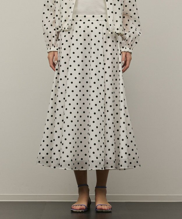 GRACE CONTINENTAL ドットフロッキータックスカート ホワイト