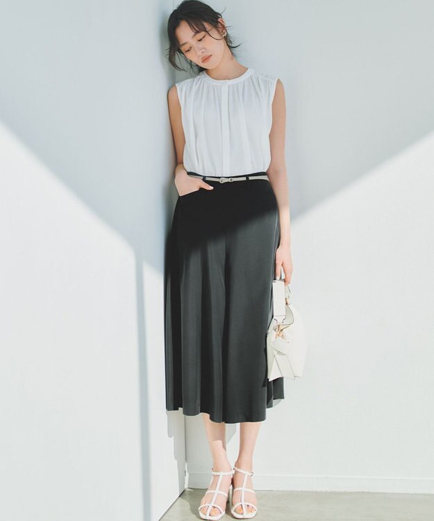 組曲 【先行予約】【WEB限定】スムースクロス ハーフパンツ ブラック系