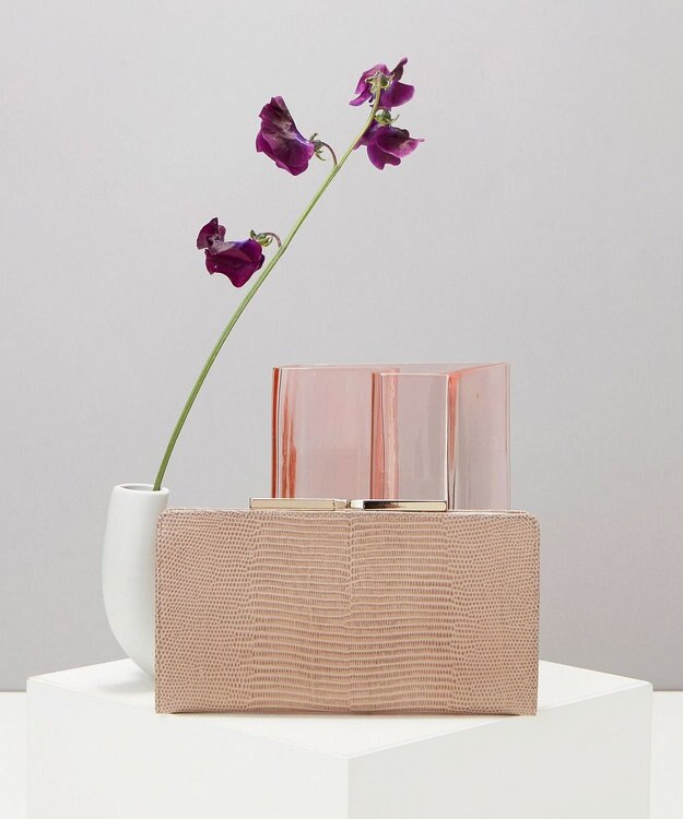 TOPKAPI 【TOPKAPI】イタリアンレザーリザード型押し がま口長財布 LUCIA ルチア グレージュ