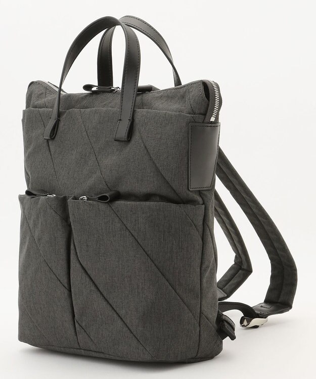 Y'SACCS ストリームラインデイパック ダークグレー