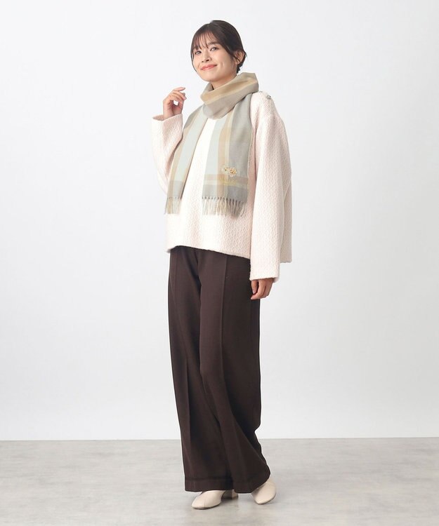 MOONBAT 【FUDGE11月号掲載】PAUL & JOE ACCESSOIRES クリザンテーム刺繍ムースタッチマフラー（パッケージ入り） ベージュ