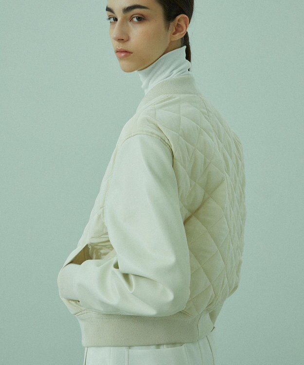 BEIGE， PEONY / スタジアムジャンパー Ecru x Ecru