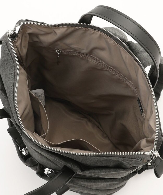 Y'SACCS ストリームラインデイパック ダークグレー