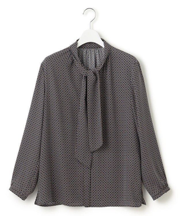 23区 【洗える】スクエアチェーンプリント ブラウス ネイビー系