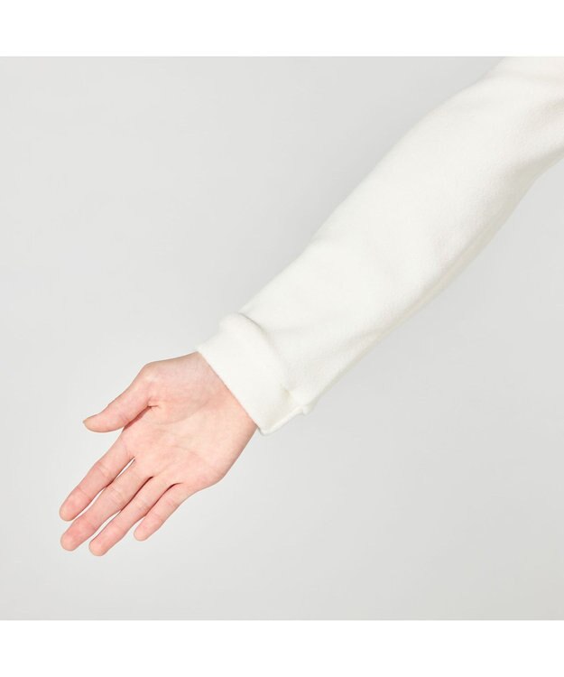 Chacott ショートトップ オフホワイト