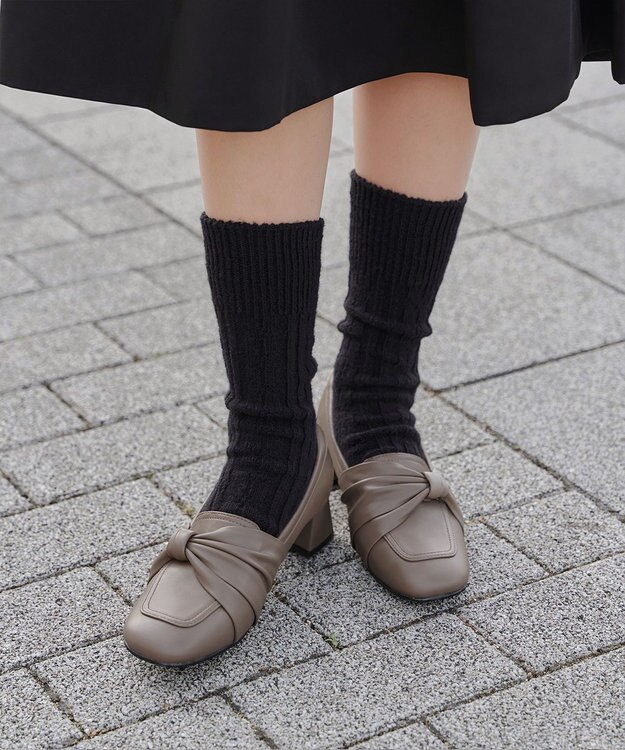 Tiaclasse ケーブル柄編みソックス ブラック