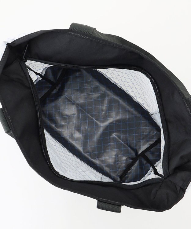 JOSEPH ABBOUD MOUNTAIN 【Flowfold・リサイクル素材】Porter Zipper Tote 16L トートバック ホワイト系