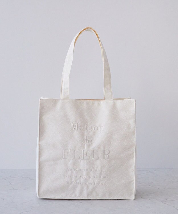 Maison de FLEUR レースロゴ刺繍スクエアトートバッグ Off White