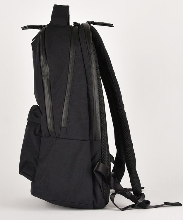 LA BAGAGERIE 【veganview】crinkle nylon backpack Lsize ブラック