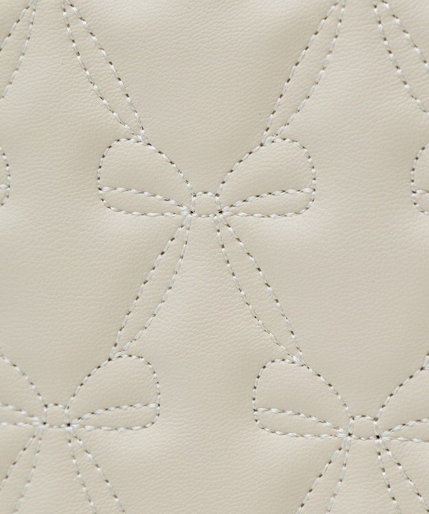 Maison de FLEUR スカーフ付リボンキルティング2Wayバッグ Ivory