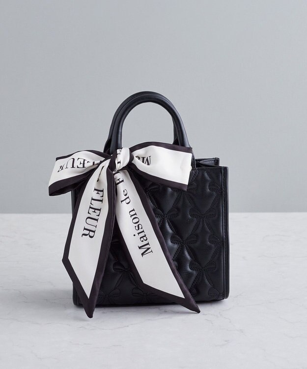 Maison de FLEUR スカーフ付リボンキルティング2Wayバッグ Black