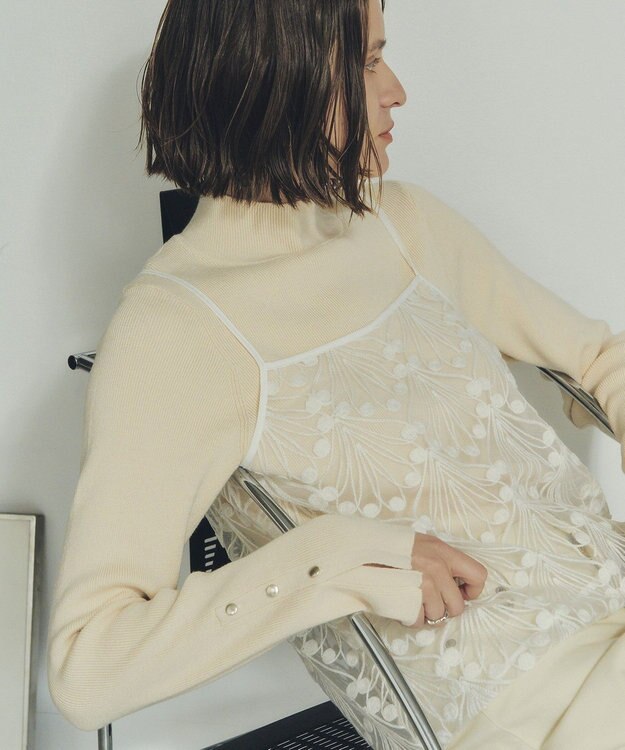 YECCA VECCA 【2点SET】刺繍レースキャミセットハイネックニット Ivory