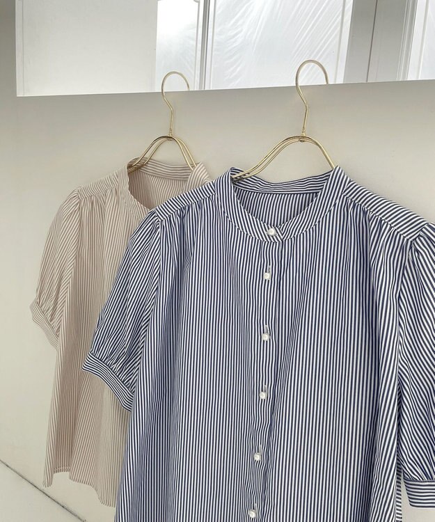 Feroux 【洗える】バンドカラーパールボタン ブラウス スカイブルー系1