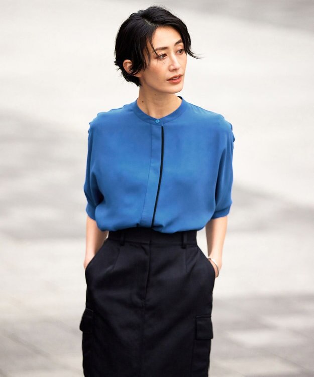 ICB 【新色追加・接触冷感・UVケア・速乾・洗える】BackSatinAmunzen 5分袖バンドカラーブラウス ラピスラズリ系