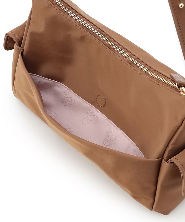 TOCCA IN CREADLE NYLON BAG ワンショルダーバッグ 【古畑星夏さん着用】 ブラウン系