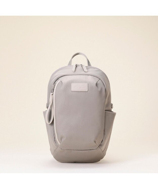 ACE BAGS & LUGGAGE W&.Day/Night クルホ ラウンドリュック 11.0インチタブレット収納 15296 ダブルアンドデイナイト グレージュ