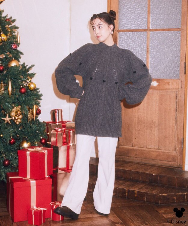 earth music&ecology 【予約】Disney/ポイントミッキーケーブルニット チャコールグレー