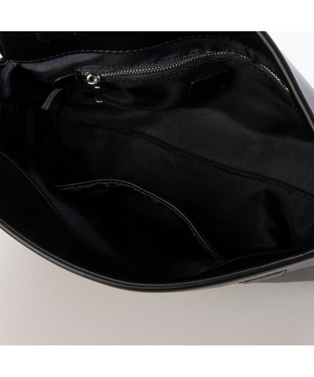 UNBILLION カカトゥ kakatoo / フラップセミショルダーバッグ ブラック