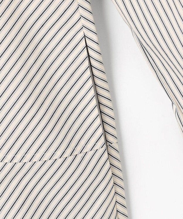 組曲 S 【前後着用可】コンパクトシャーティング チュニックブラウス アイボリー系1