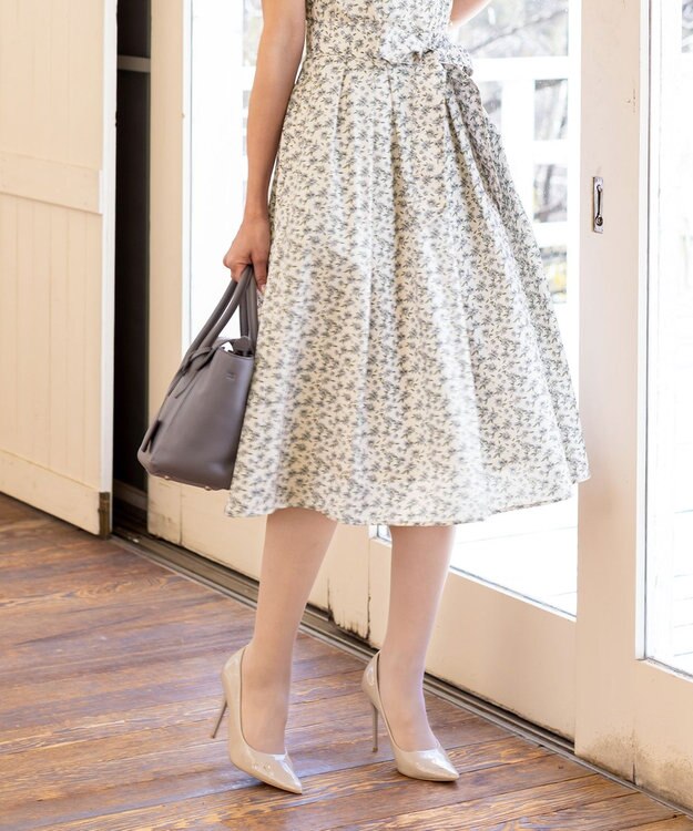 Tiaclasse 【洗える】華やかに着こなせる花柄ワンピース アイボリー