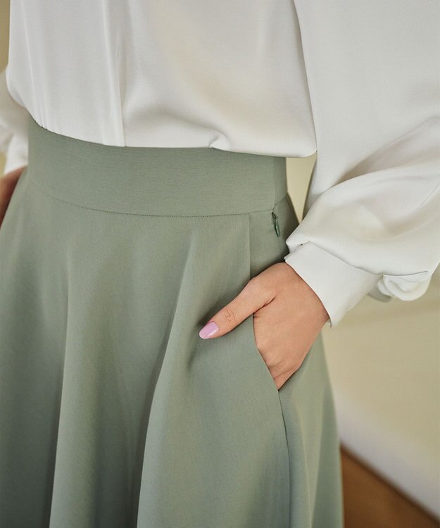 #Newans 【シワになりにくい】〈花乃まりあさんコラボ〉サーキュラースカート スモークグリーン