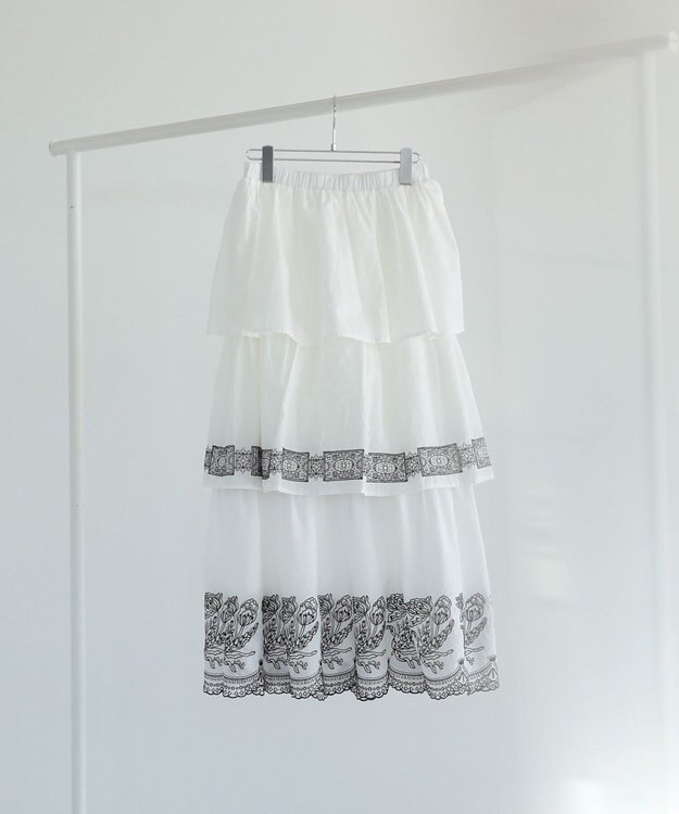 Green Parks ■ＥＳＣＡＲ　バイカラー刺繍ティアードスカート Off White