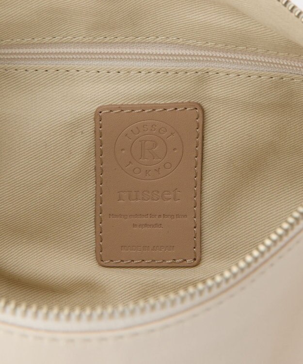 russet ソフトレザーロールショルダーバッグ(CE-1661) Ivory