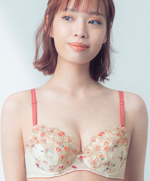 Wing ブラジャー Wing Lesiage 自然なまるみシルエット ソフトなつけごこち 【2960シリーズ】 ブラ PB2960 ウイング／ワコール クリーム