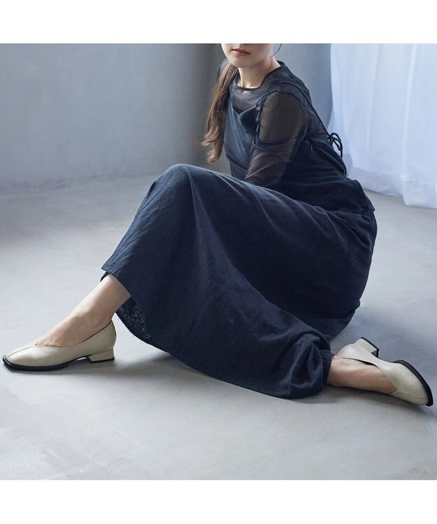 MODE ET JACOMO <D'ICI>Vカットフラットシューズ アイボリー