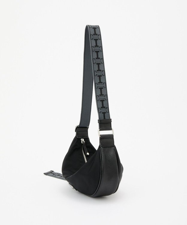 IACUCCI アーゴ S NYLON/CERVO ブラック