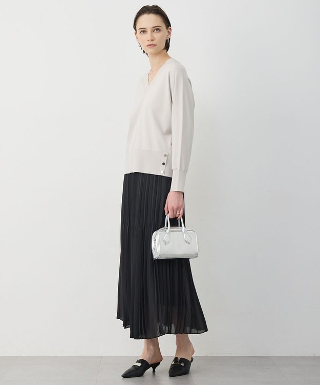 ICB クリアレーヨンストレッチ Vネックニット トープ