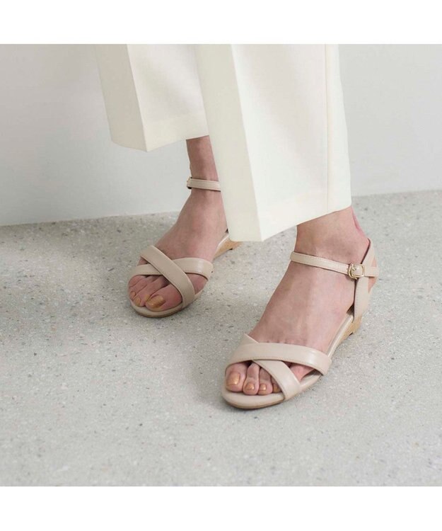 MODE ET JACOMO <noyau>ヒールクロスベルトサンダル ベージュ