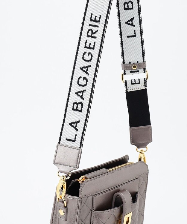 LA BAGAGERIE シープキルトWストラップスクエアショルダー ガンメタリック