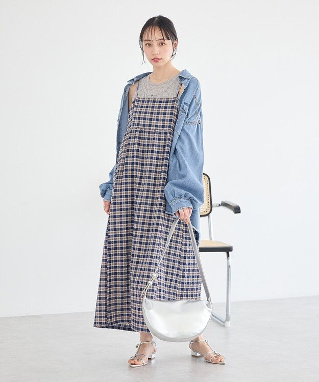 earth music&ecology シャーリングラメチェックキャミワンピース Navy
