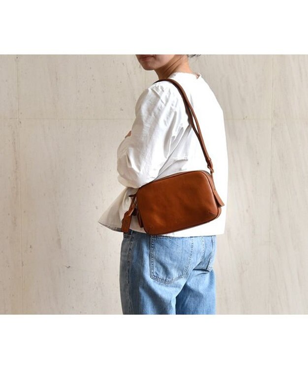 genten トスカ BOX型ミニショルダーバッグ チャ