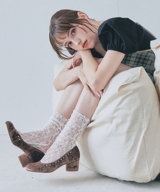 Bridget Birkin 【Bridget Birkin】トップラインビジューオブリークパンプス ブラウン雑材