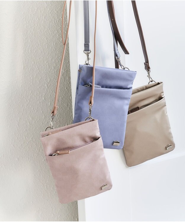 LA BAGAGERIE モノグラムデイリーミニマムポシェット