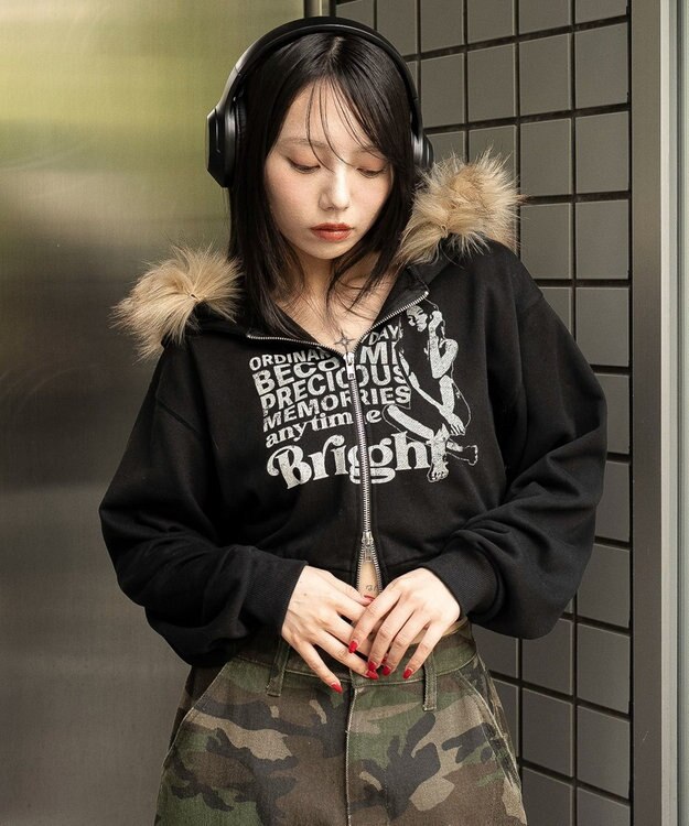 WEGO ファーフードショートZIPパーカー ブラック