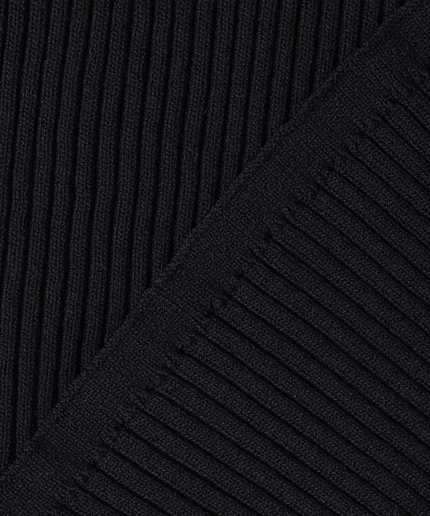 組曲 S 【先行予約・WEB限定】クリアストレッチオフショルダー ニット ブラック系