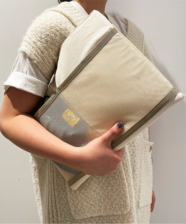 ONWARD CROSSET SELECT 【LOOKS COMMON BUT ACTUALLY… 】COTTON  PCバッグ ecru