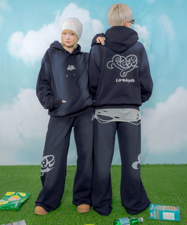 WEGO 【ユニセックス着用ITEM】ハートモチーフプルパーカー ネイビー