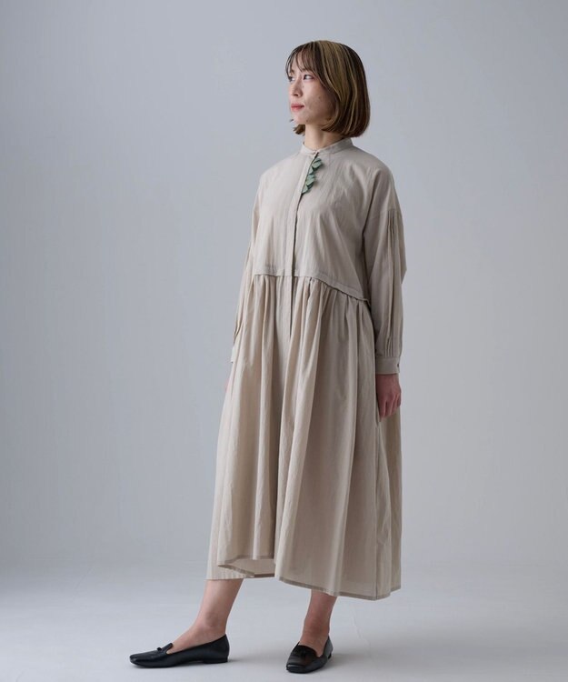 muuc 花刺繍モチーフのコットンローンワンピース グレー