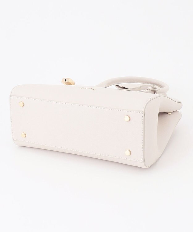 TOCCA HAPPY KEY LEATHERBAG レザーバッグ アイボリー系