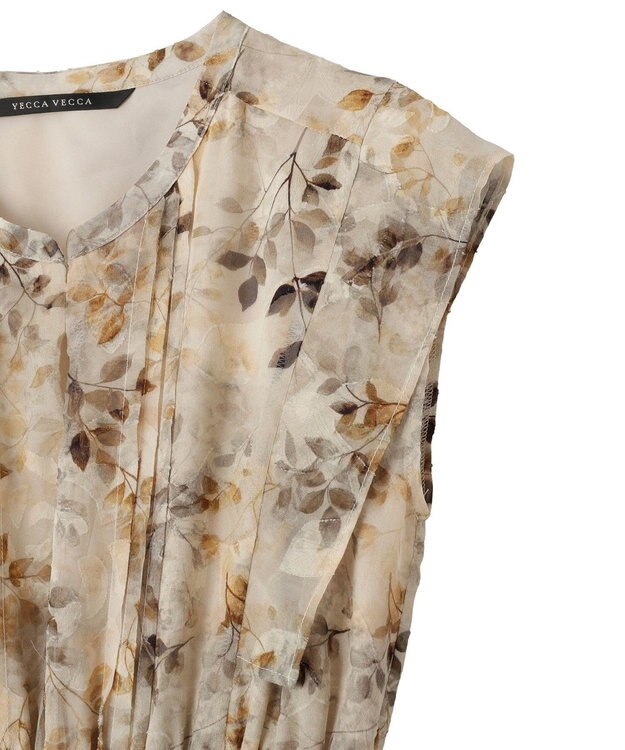 YECCA VECCA ぼかし柄プリーツワンピース Ivory