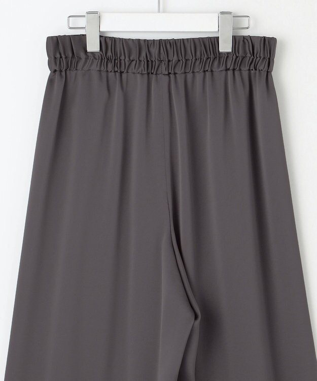 23区 【SACRA】トリアセサテン パンツ グレー系