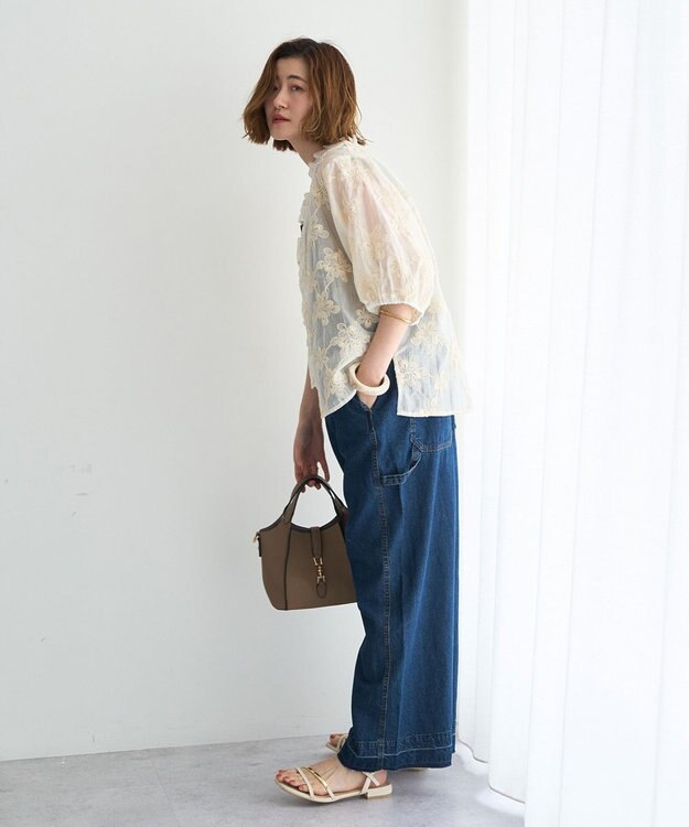 YECCA VECCA フリルVネック刺繍シアーシャツ Ivory