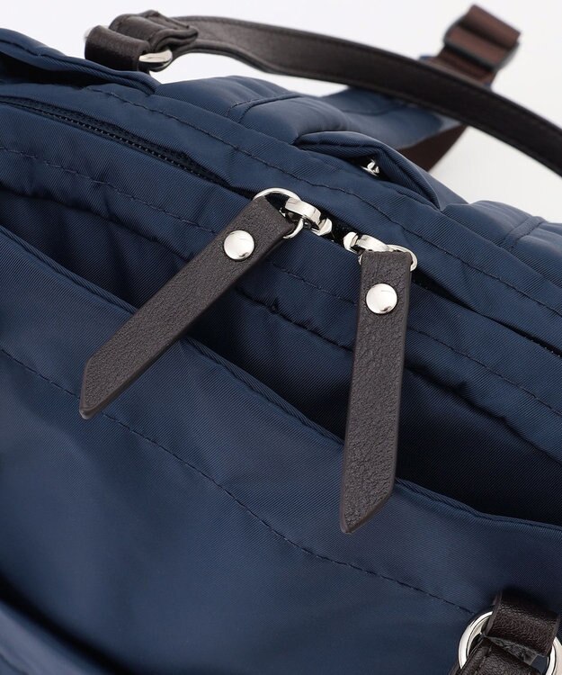 LA BAGAGERIE 【MONICA】ポーチ付き4WAYリュックサック ネイビー
