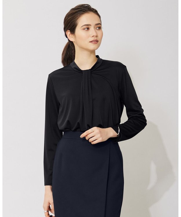 ICB L 【洗える】トリアセサテンスムース ボウタイ風プルオーバー ネイビー系